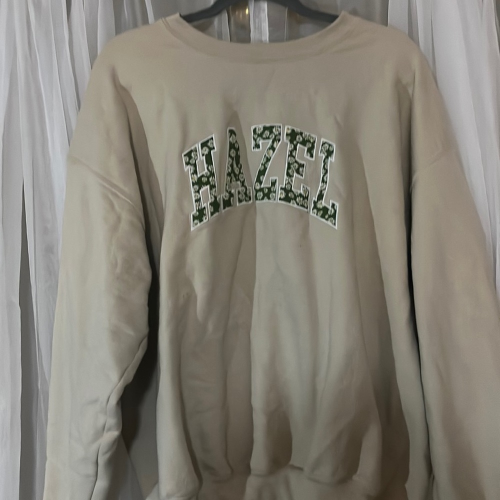 Hazel Boutique Crewneck Green Floral Embroidered Design